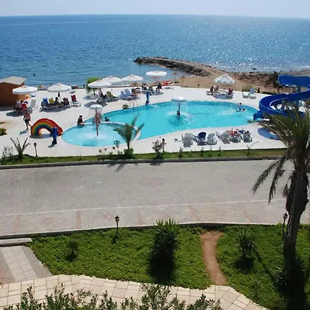 Hotel Crystal Rocks Holiday Village 5*