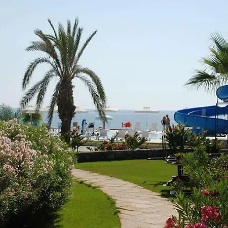 Crystal Rocks Holiday Village Hotel Famagusta (Northern Cyprus)