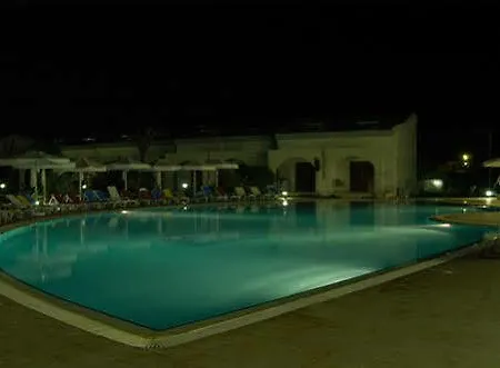 Hotel Crystal Rocks Holiday Village 5*